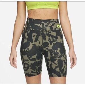 Nike One Luxe Women's XXL Black Icon Clash Mid-Rise Training Bike Shorts 7" NWT